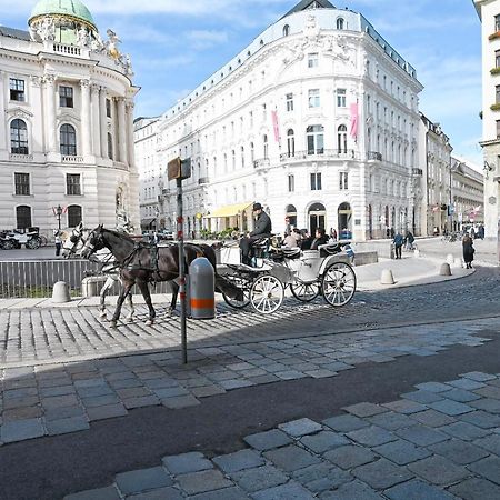 Apartament Cozy Domicile Hofburg Wiedeń Zewnętrze zdjęcie